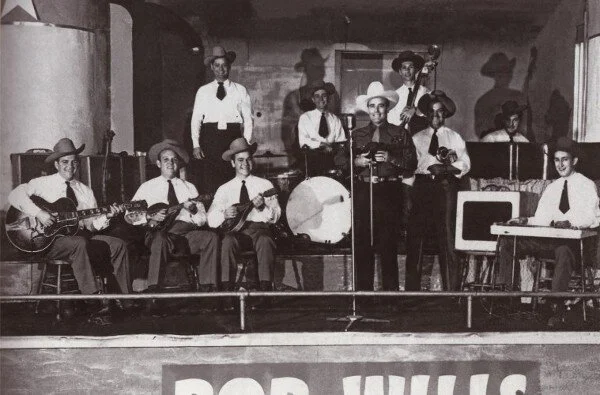 Bob WIlls with band