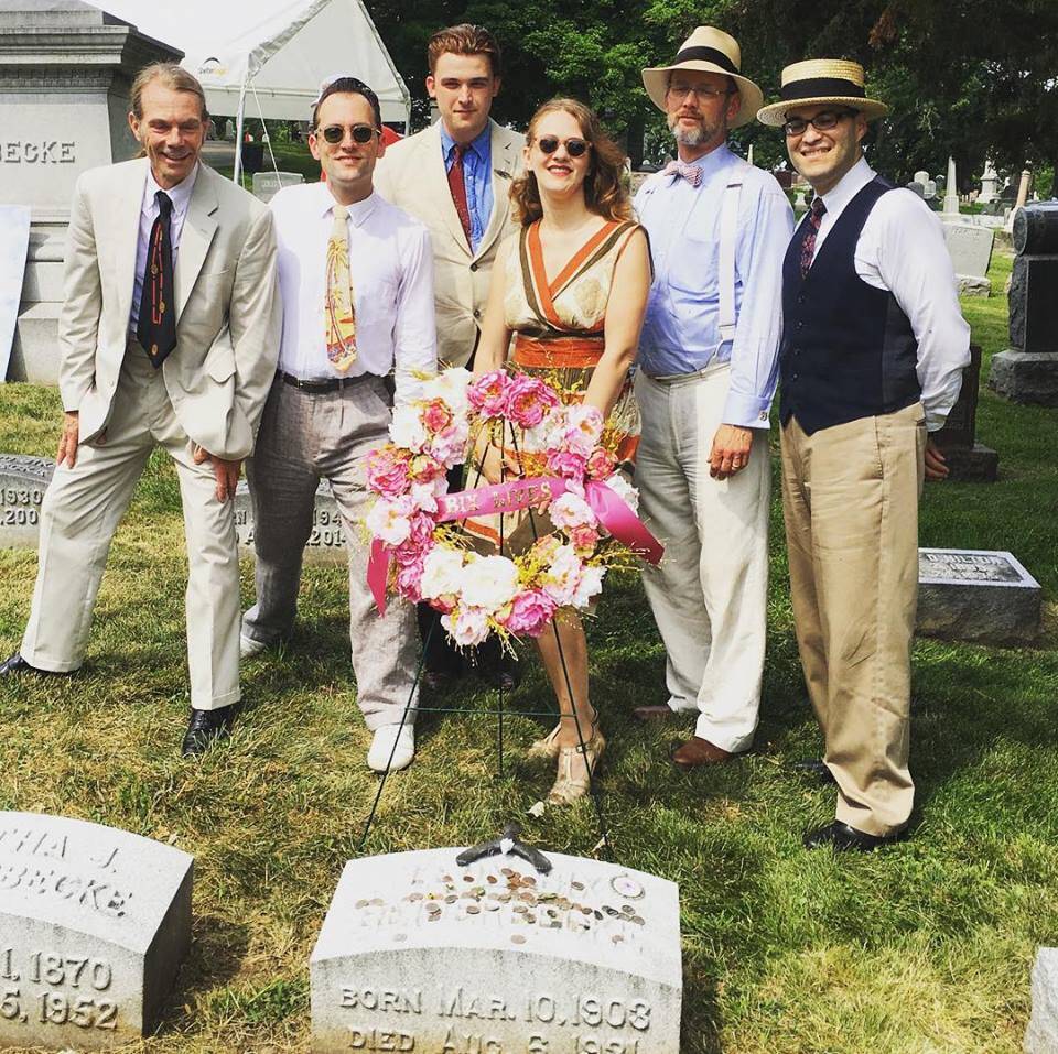 Miss Jubilee at the annual graveside ceremony in 2018.