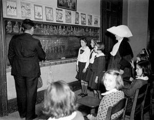 Music_Class_at_St_Elizabeths_Orphanage_New_Orleans_1940