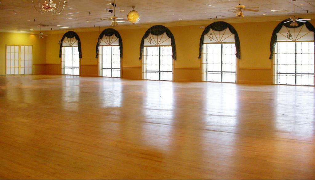 The Hollywood Ballroom Dance Center 